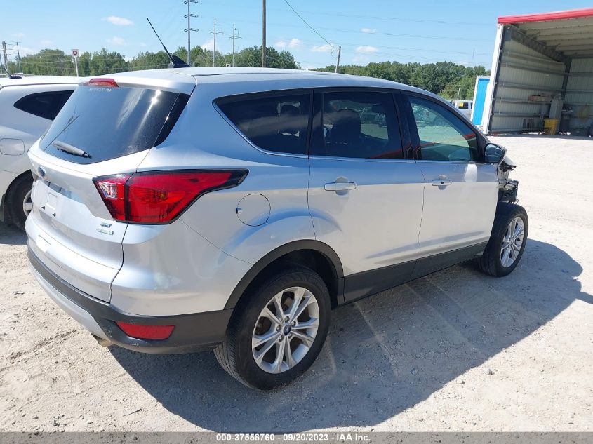 2019 FORD ESCAPE SE - 1FMCU0GD6KUA11666