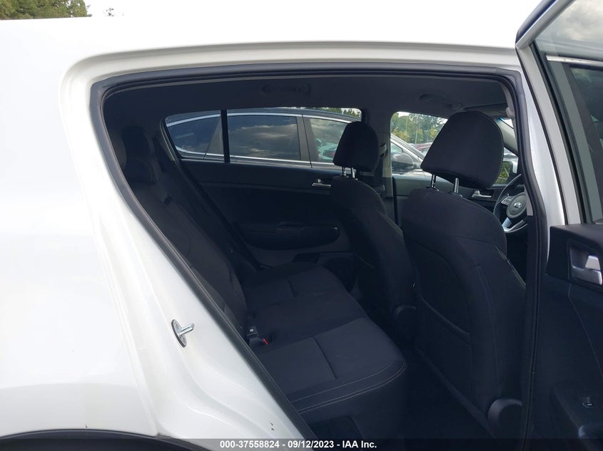 VIN KNDPMCAC7L7769958 2020 KIA SPORTAGE LX