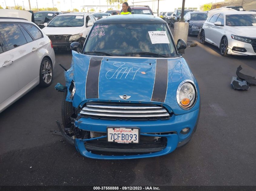 2013 MINI COOPER HARDTOP - WMWSU3C59DT685428