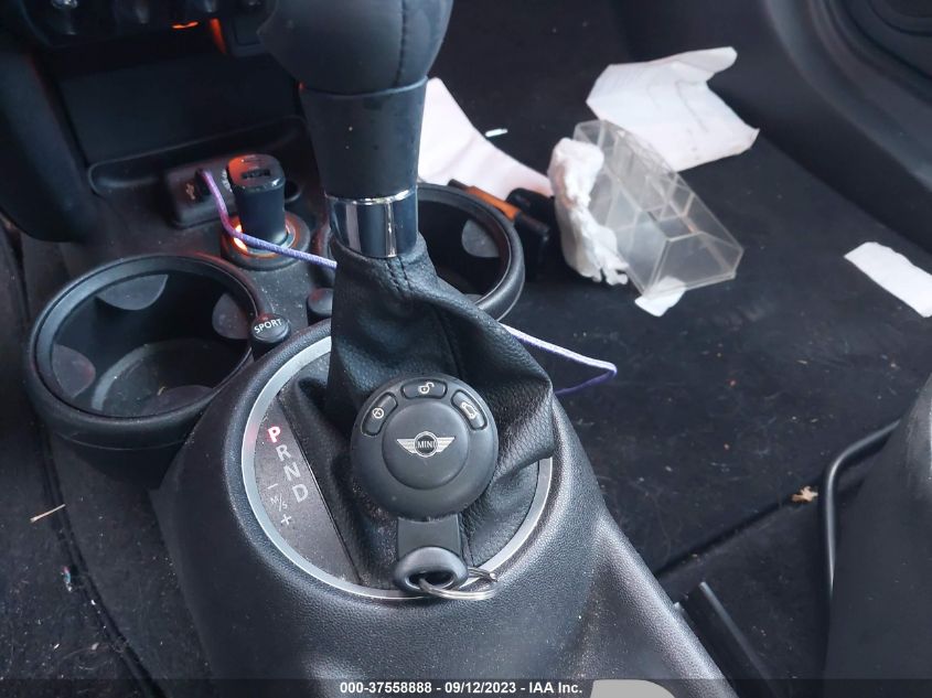 2013 MINI COOPER HARDTOP - WMWSU3C59DT685428