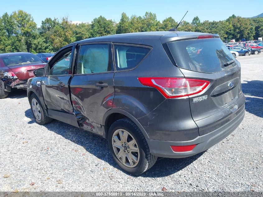 2015 FORD ESCAPE S - 1FMCU0F78FUA30558