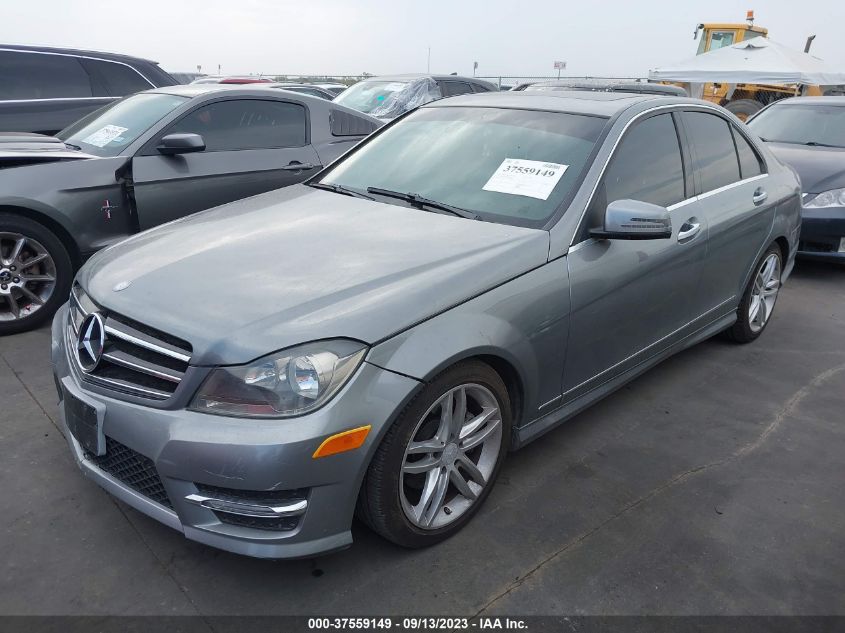 2014 MERCEDES-BENZ C-CLASS C 250 - WDDGF4HB6ER310303