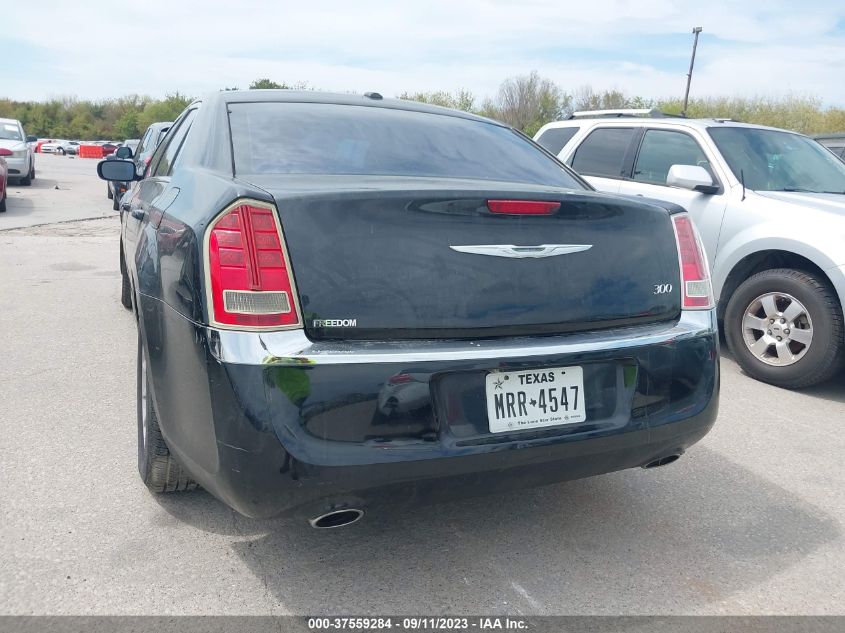 2013 CHRYSLER 300 - 2C3CCAAG5DH707736