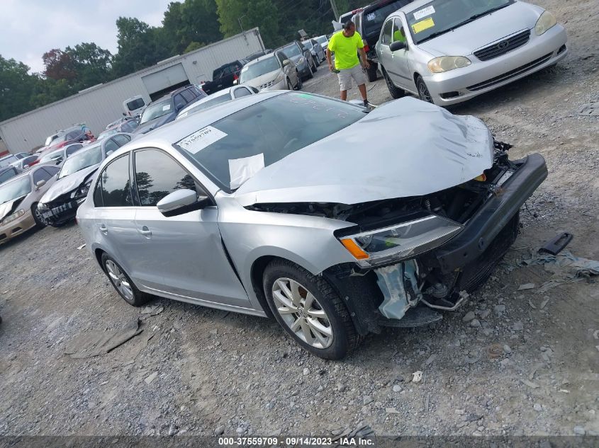 2014 VOLKSWAGEN JETTA SEDAN SE W/CONNECTIVITY - 3VWD07AJ3EM212622