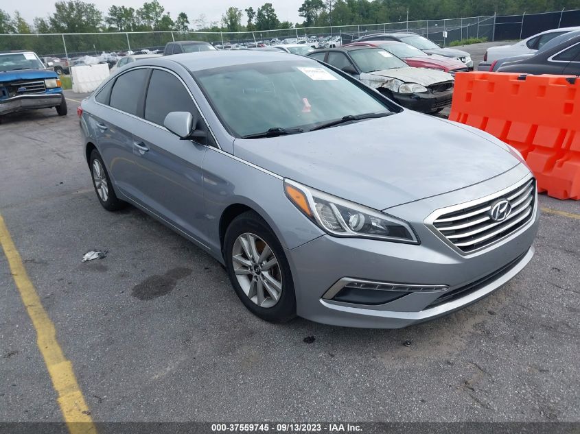 2015 HYUNDAI SONATA 2.4L SE - 5NPE24AF2FH151122