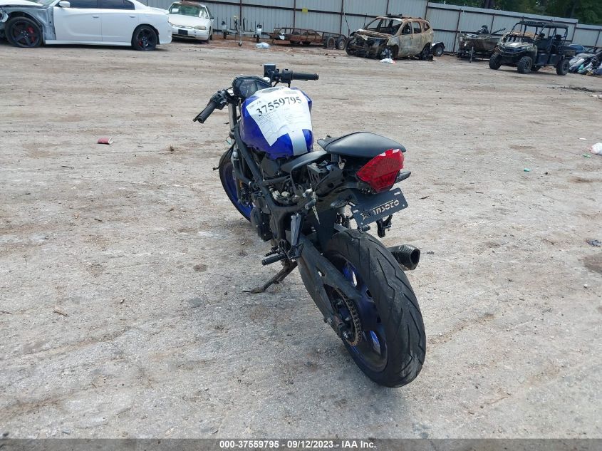 2016 YAMAHA YZFR3 MH3RH06Y8GK010384