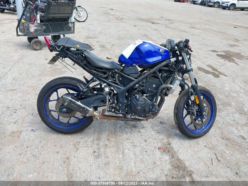 2016 YAMAHA YZFR3 MH3RH06Y8GK010384