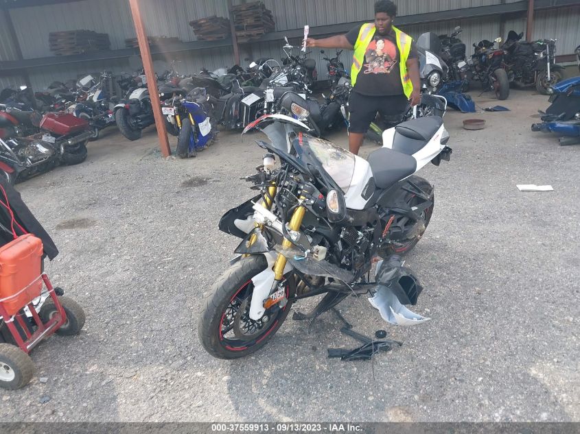 2019 SUZUKI GSX-R750 - JS1GR7MA9K7101218