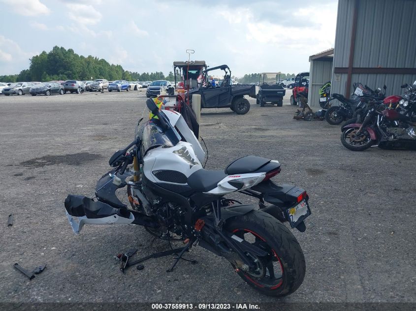 2019 SUZUKI GSX-R750 - JS1GR7MA9K7101218