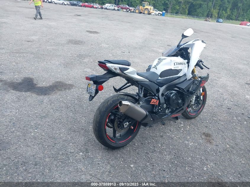 2019 SUZUKI GSX-R750 - JS1GR7MA9K7101218