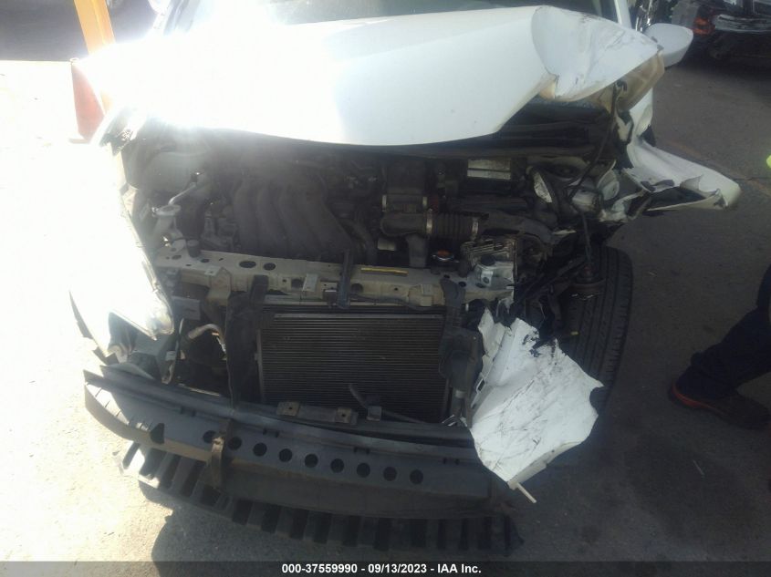 2015 NISSAN VERSA NOTE S/S PLUS/SV/SL/SR - 3N1CE2CP8FL423801