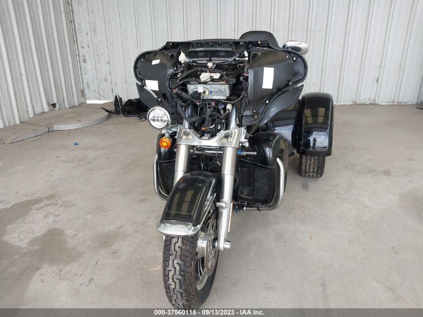 2023 HARLEY-DAVIDSON FLHTCUTG 1HD1MAF13PB852239
