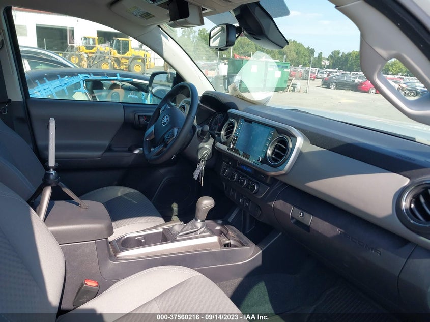 VIN 5TFDZ5BN1MX059228 2021 TOYOTA TACOMA 4WD SR5