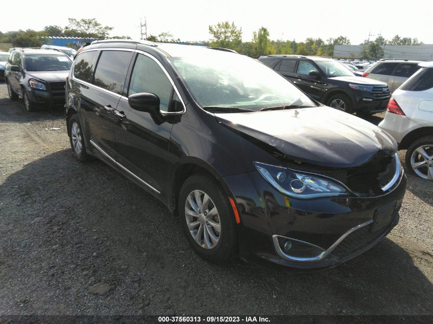 2C4RC1BG3KR526212 2019 CHRYSLER PACIFICA, photo no. 1