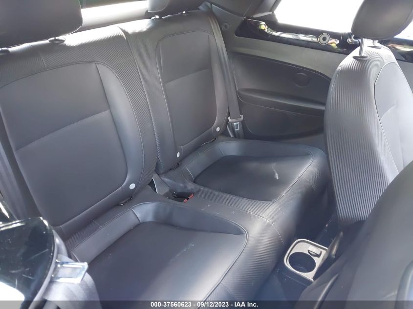 2013 VOLKSWAGEN BEETLE CONVERTIBLE 2.0T 3VW7T7AT6DM833177