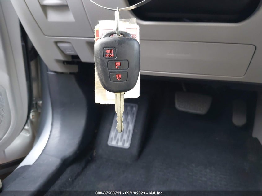 VIN 5TDBZRFH3HS432994 2017 TOYOTA HIGHLANDER LE