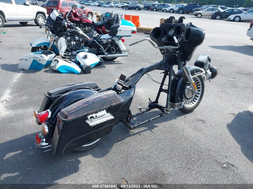 2011 HARLEY-DAVIDSON FLHTK 1HD1KEM15BB678232