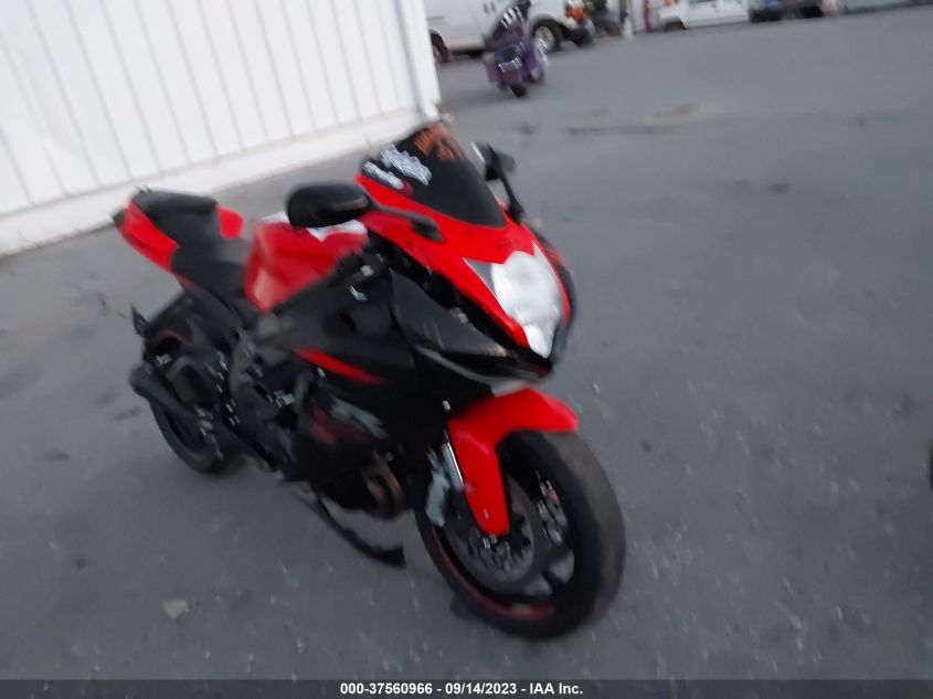 2022 SUZUKI GSX-R600 - JS1GN7FA5N7100273