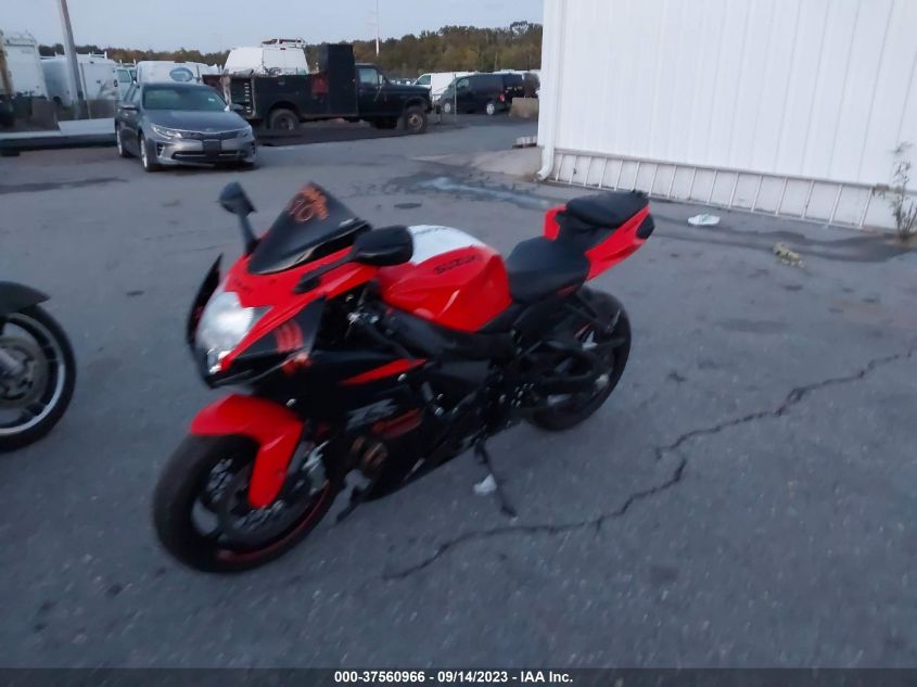 2022 SUZUKI GSX-R600 - JS1GN7FA5N7100273