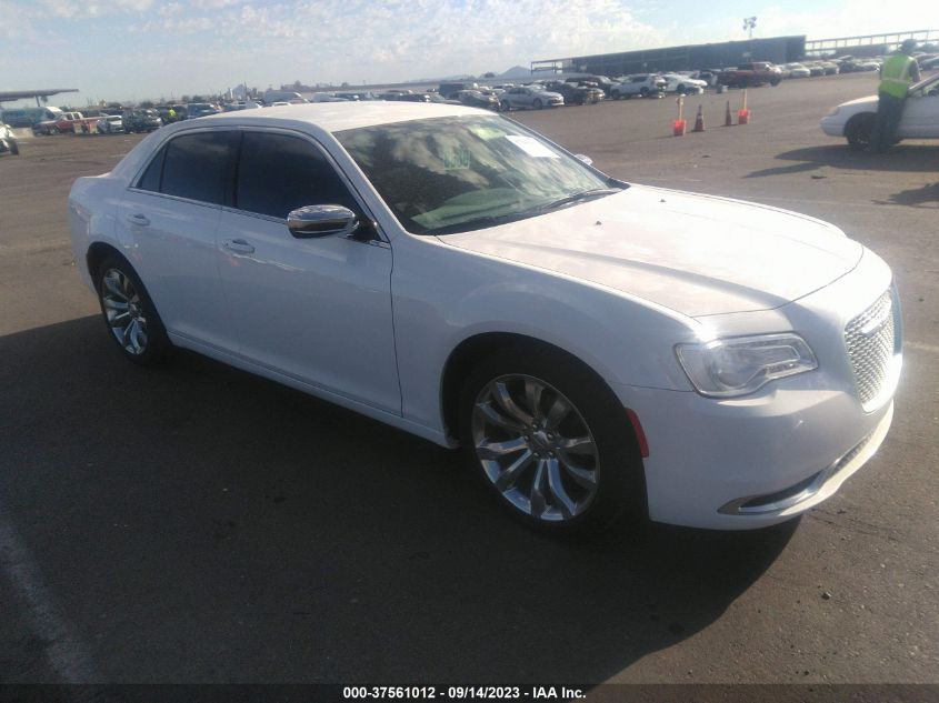 2C3CCAAG8KH590859 Chrysler 300 TOURING