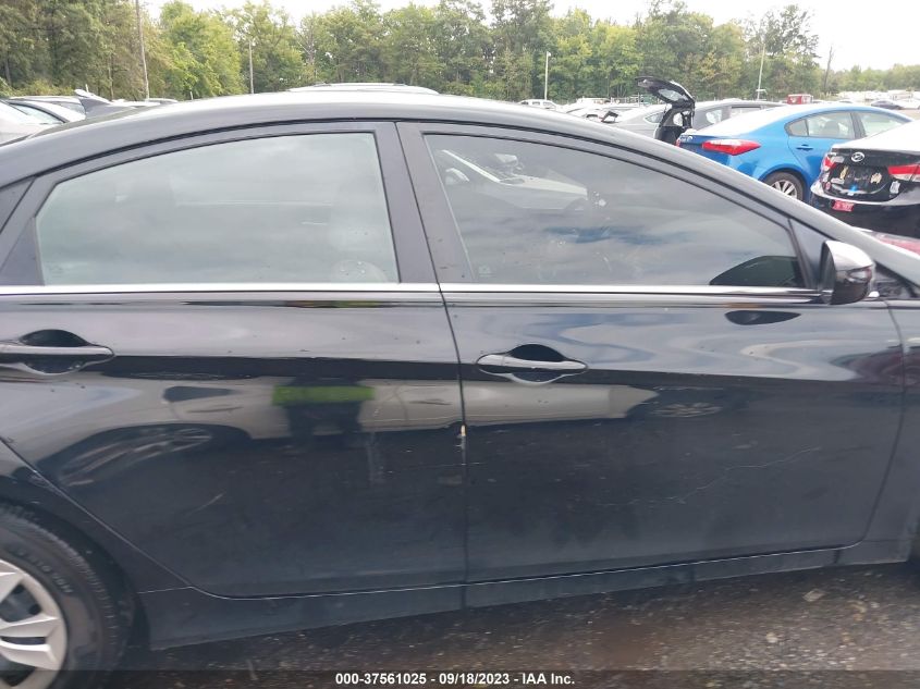 2013 HYUNDAI SONATA GLS - 5NPEB4AC3DH545683