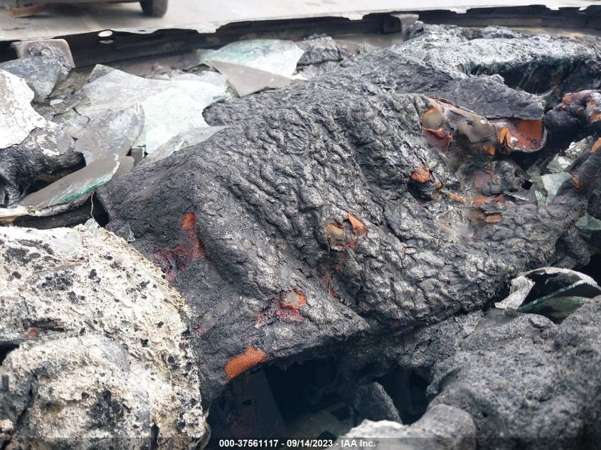 2015 SUBARU FORESTER 2.5I LIMITED - JF2SJAHC5FH431276