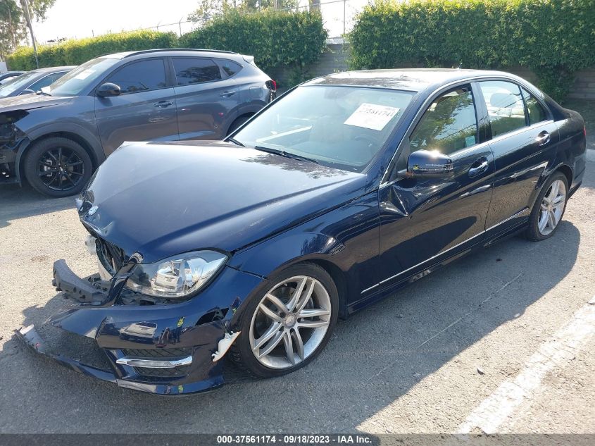 2013 MERCEDES-BENZ C-CLASS C 250 - WDDGF4HB1DR267214