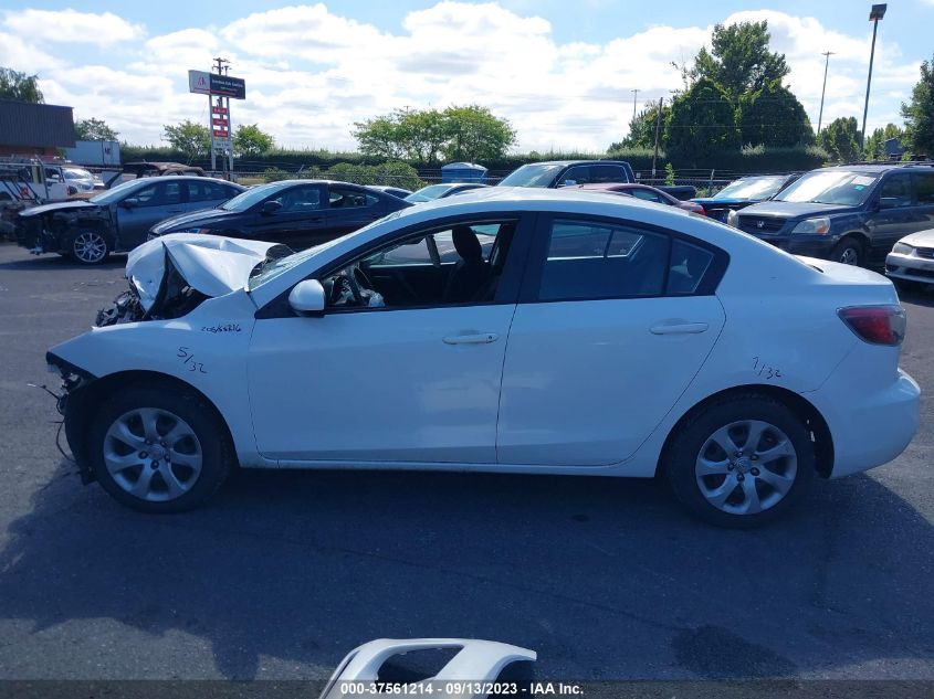 2013 MAZDA MAZDA3 I SV - JM1BL1TG7D1831655