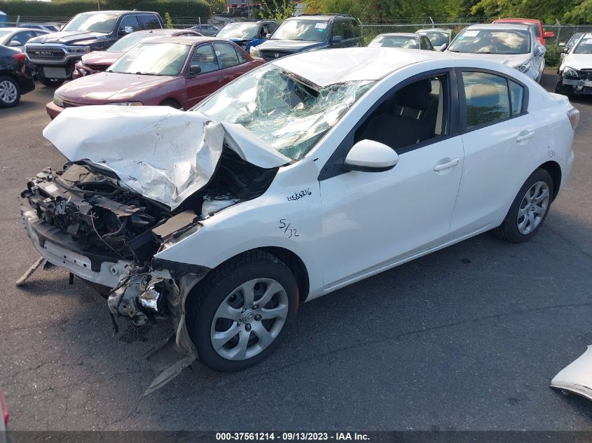 2013 MAZDA MAZDA3 I SV - JM1BL1TG7D1831655