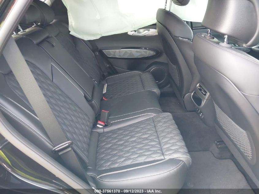 2023 GENESIS GV70 3.5T AWD SPORT KMUMCDTCXPU126176