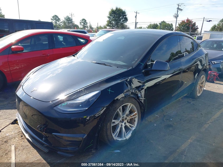 VIN 7SAYGDEE8PF591607 2023 TESLA MODEL Y LONG RANGE