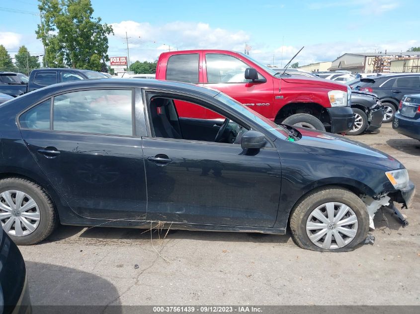 2014 VOLKSWAGEN JETTA SEDAN S - 3VW2K7AJXEM379044