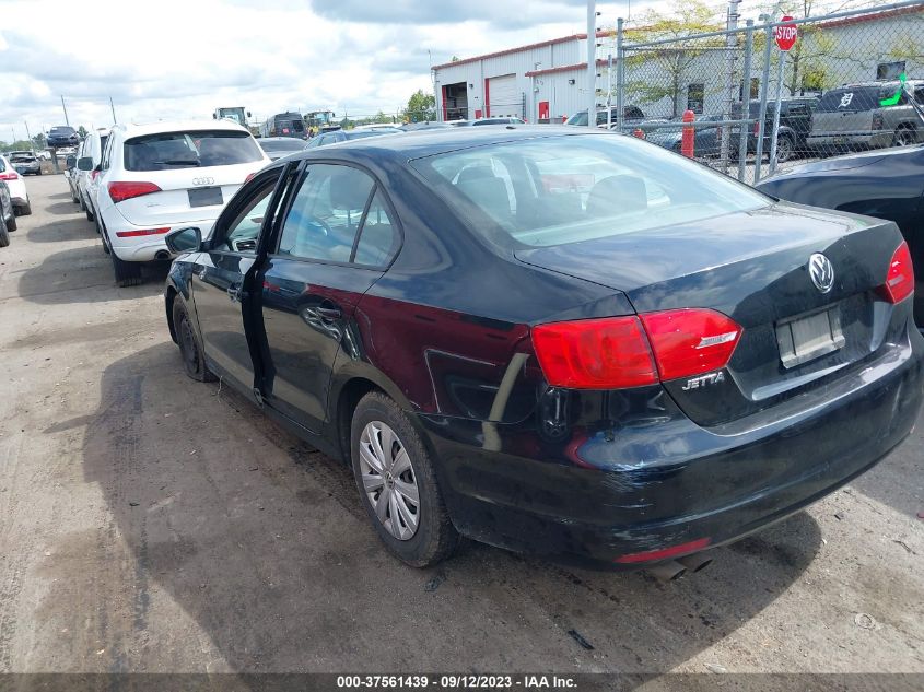 2014 VOLKSWAGEN JETTA SEDAN S - 3VW2K7AJXEM379044