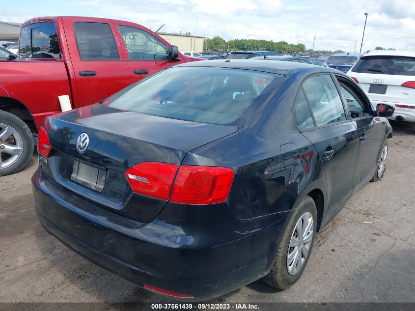 2014 VOLKSWAGEN JETTA SEDAN S - 3VW2K7AJXEM379044