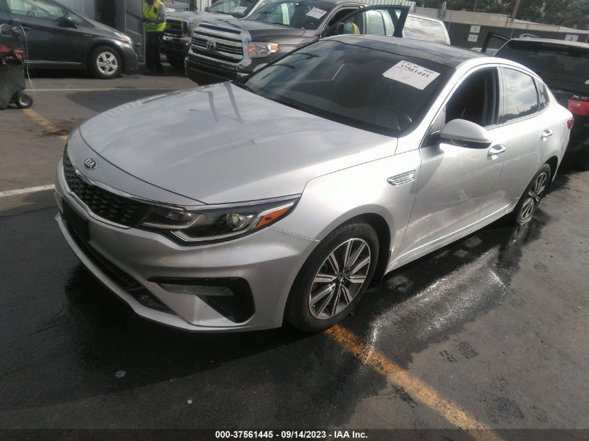 5XXGT4L31KG310565 Kia Optima LX 2