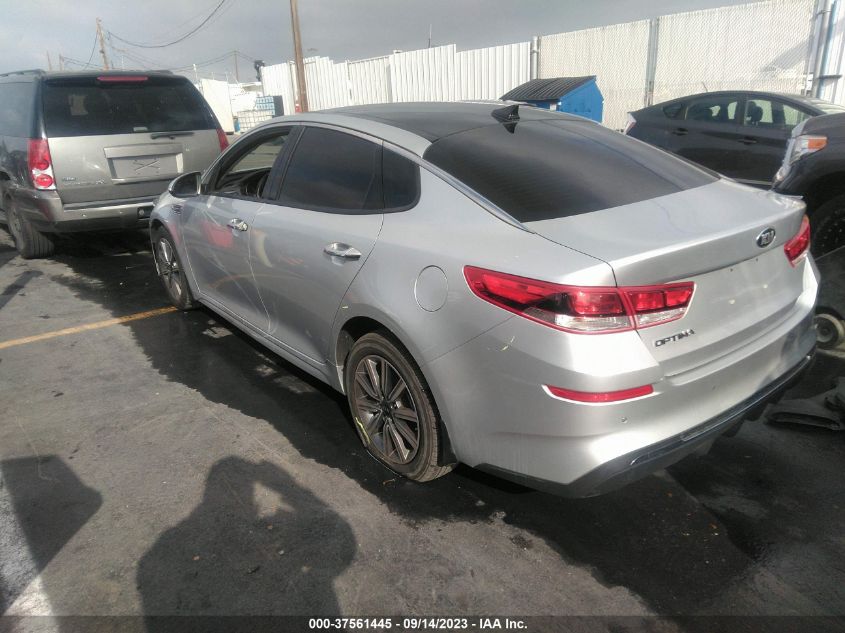 5XXGT4L31KG310565 Kia Optima LX 3