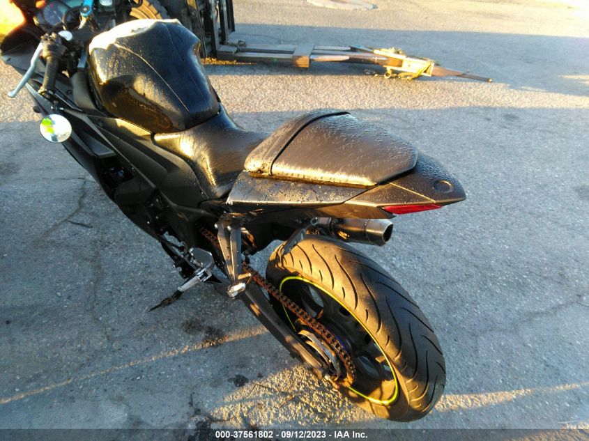 2016 YAMAHA YZFR3 MH3RH06Y4GK014299