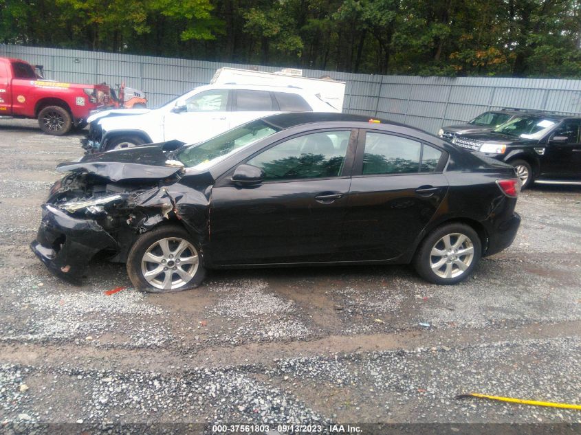 2013 MAZDA MAZDA3 I SV - JM1BL1TF9D1773913