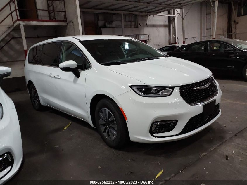 2023 CHRYSLER PACIFICA HYBRID TOURING L - 2C4RC1L7XPR592441