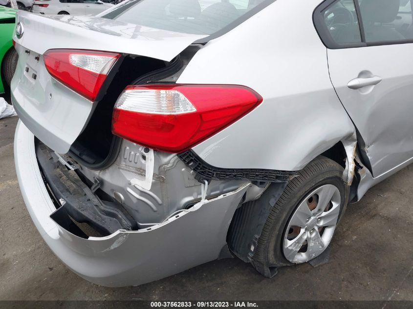 2015 KIA FORTE LX - KNAFK4A68F5359488