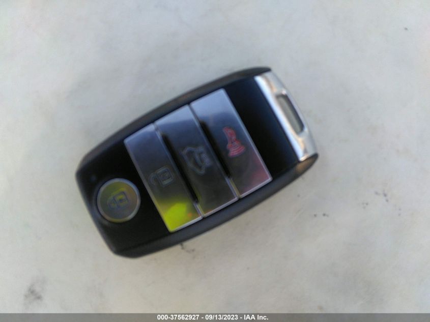 2016 KIA SOUL EV + - KNDJX3AE3G7017145