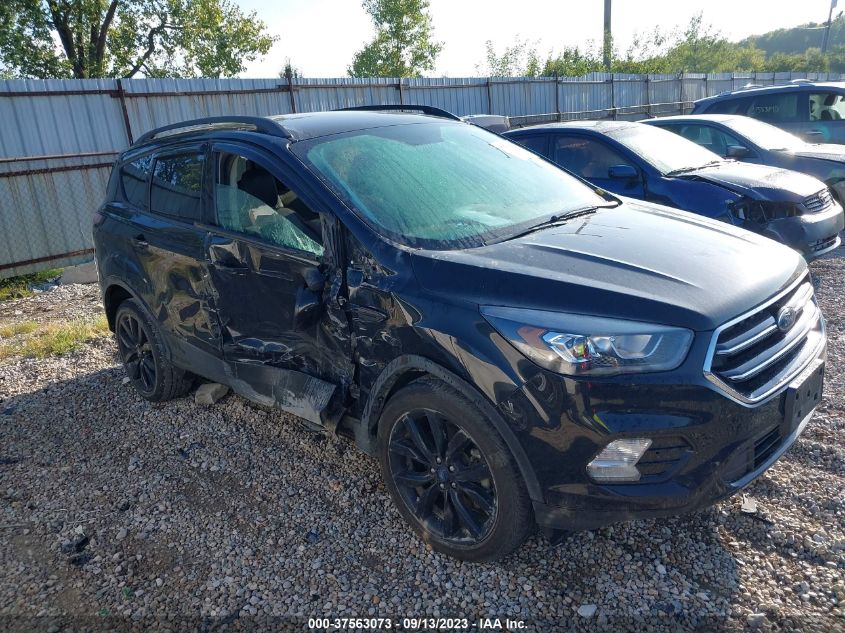 2018 FORD ESCAPE SE - 1FMCU9GD0JUC75372