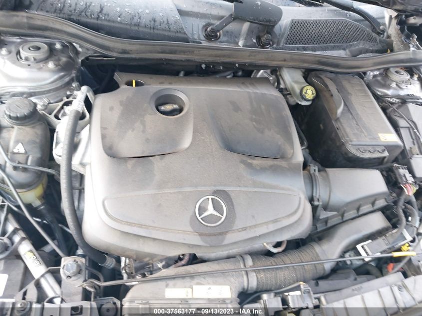 2015 MERCEDES-BENZ GLA-CLASS GLA 250 WDCTG4GB2FJ085864