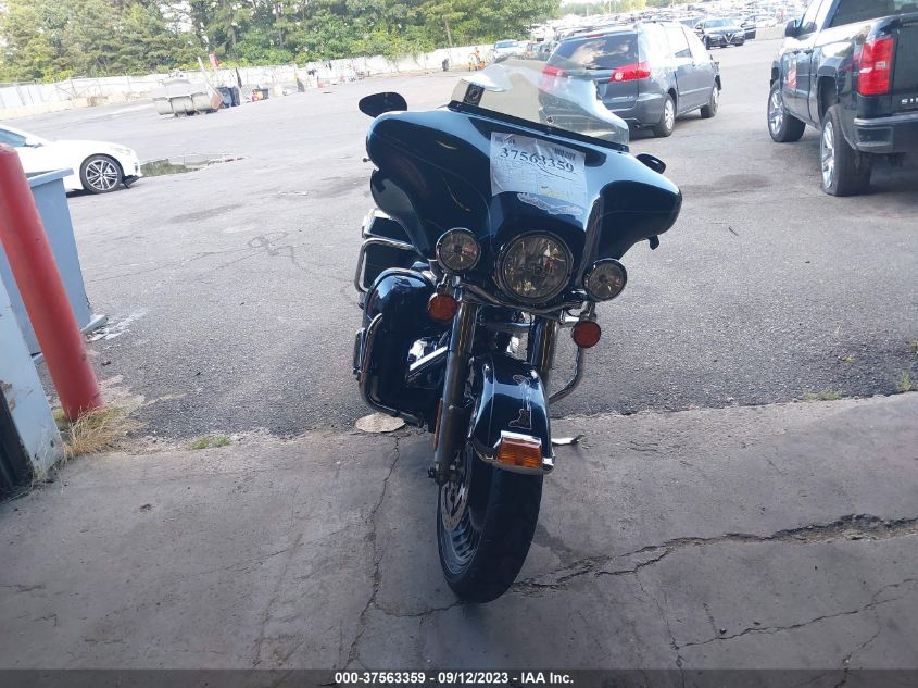 2011 HARLEY-DAVIDSON FLHTK 1HD1KEM17BB650660