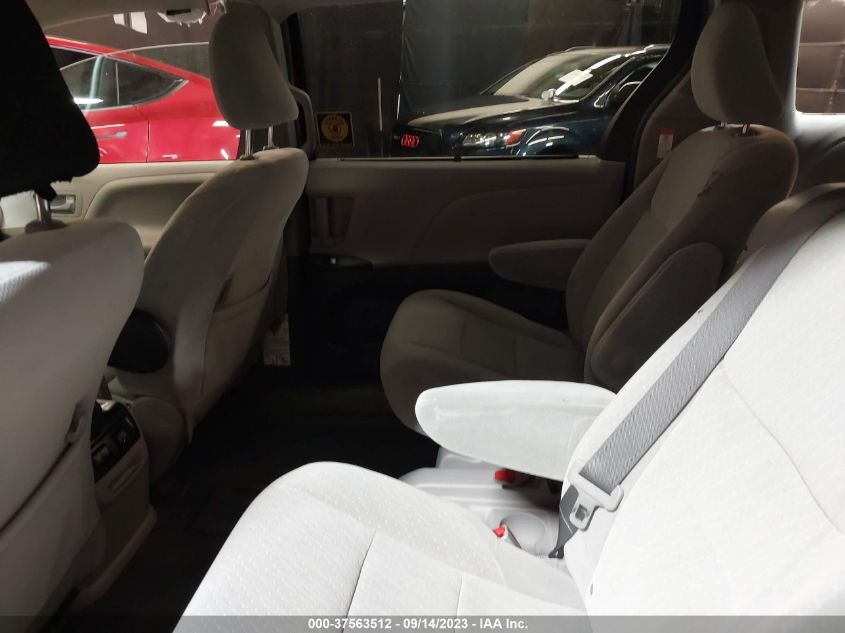 2018 TOYOTA SIENNA LE - 5TDKZ3DC6JS940841