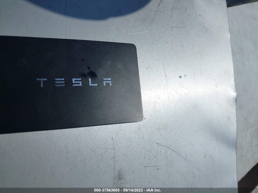 VIN 7SAYGDEF5NF574690 2022 TESLA MODEL Y PERFORMANCE