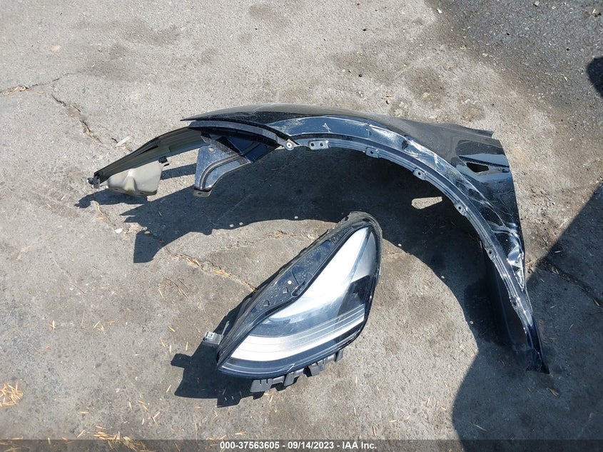 VIN 7SAYGDEF5NF574690 2022 TESLA MODEL Y PERFORMANCE