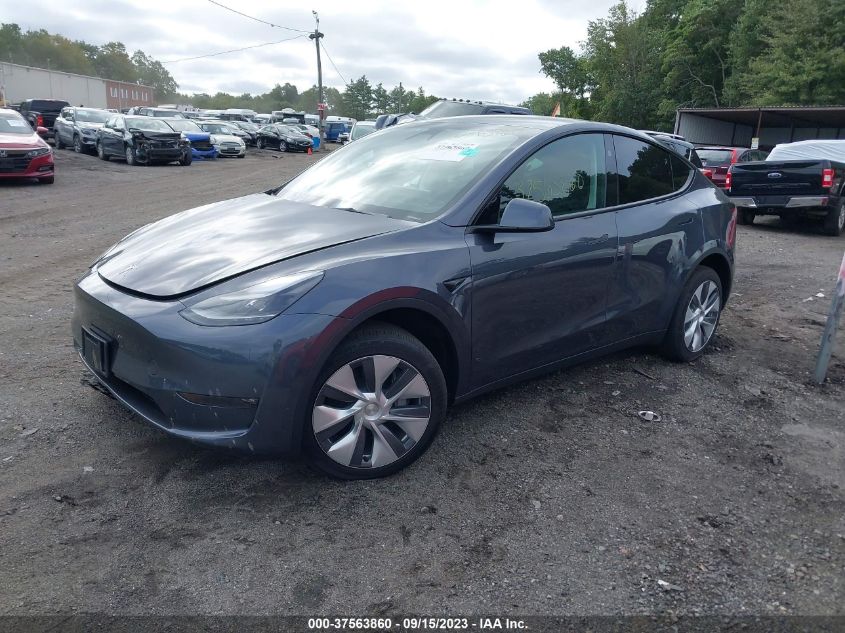 7SAYGDEE7PF851866 Tesla Model Y   2