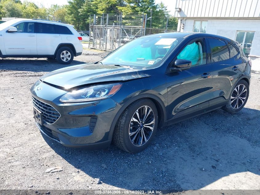 2022 FORD ESCAPE SE - 1FMCU0G67NUB36892