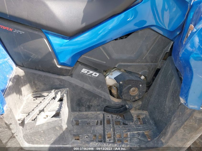2022 CAN-AM OUTLANDER MAX XT 570 - 3JBLPAT40NJ001901